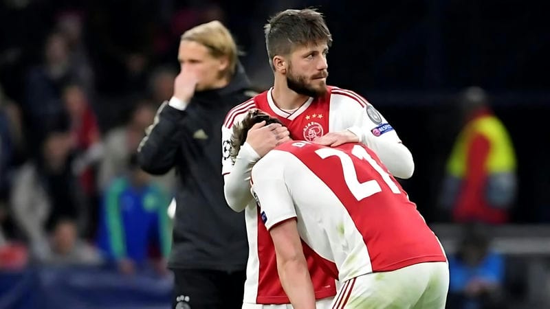 Các nhà tài trợ của clb Ajax Amsterdam