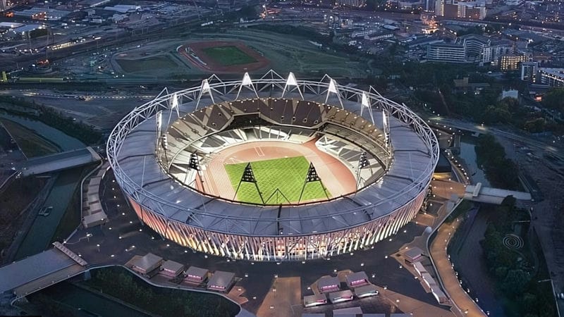 CLB bóng đá West Ham United chuyển đến sân vận động Olympic