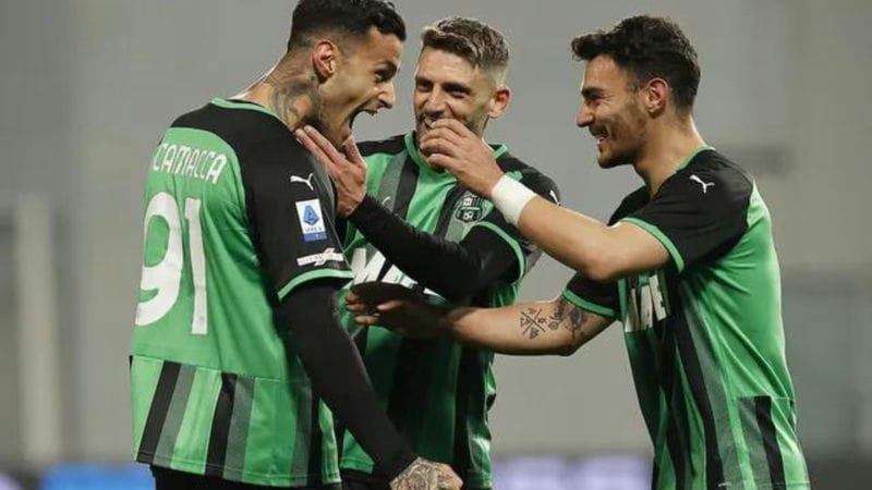 ý nghĩa về logo và trang phục bóng đá Sassuolo