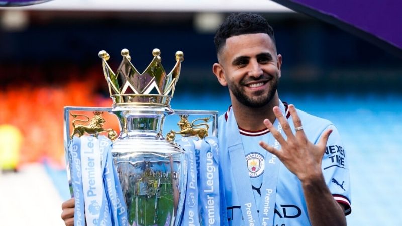 Riyad Mahrez - "Phù thuỷ" điều khiển bóng của Manchester City