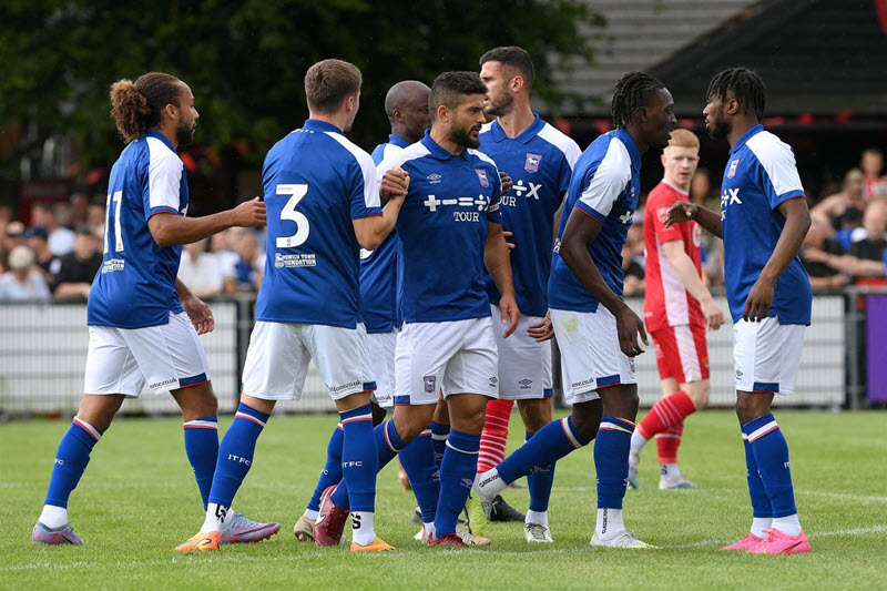 Man City vs Ipswich Town